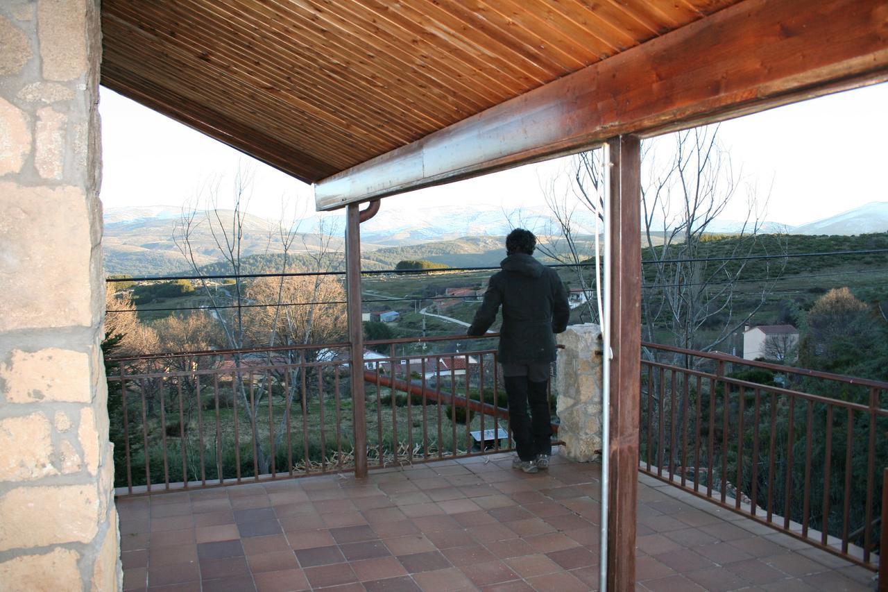 La Casona De Collado Casa de hóspedes Hoyos del Collado Exterior foto